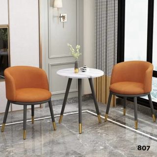 Table tête à tête