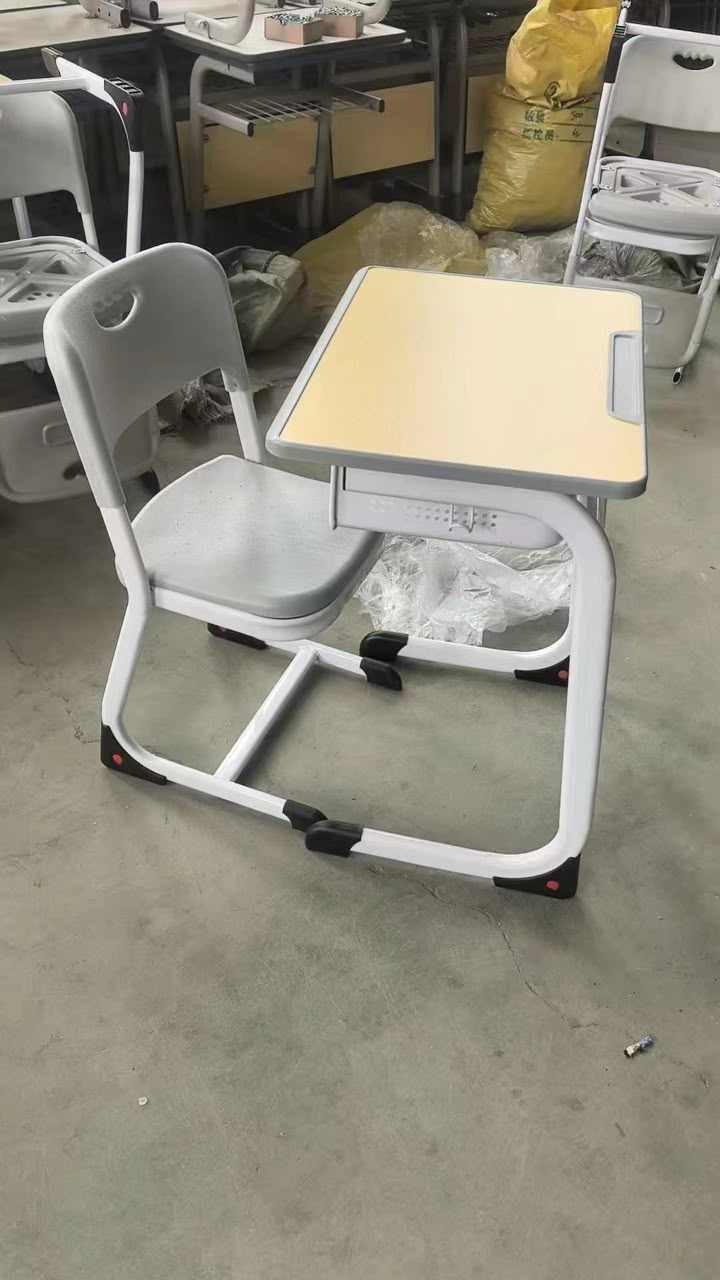 Table + chaise d’étude luxe